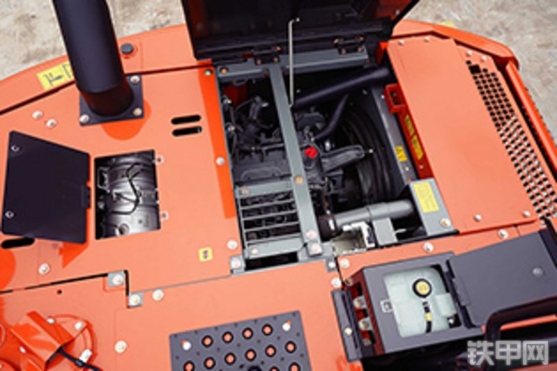 日立ZX130-6A国四挖掘机