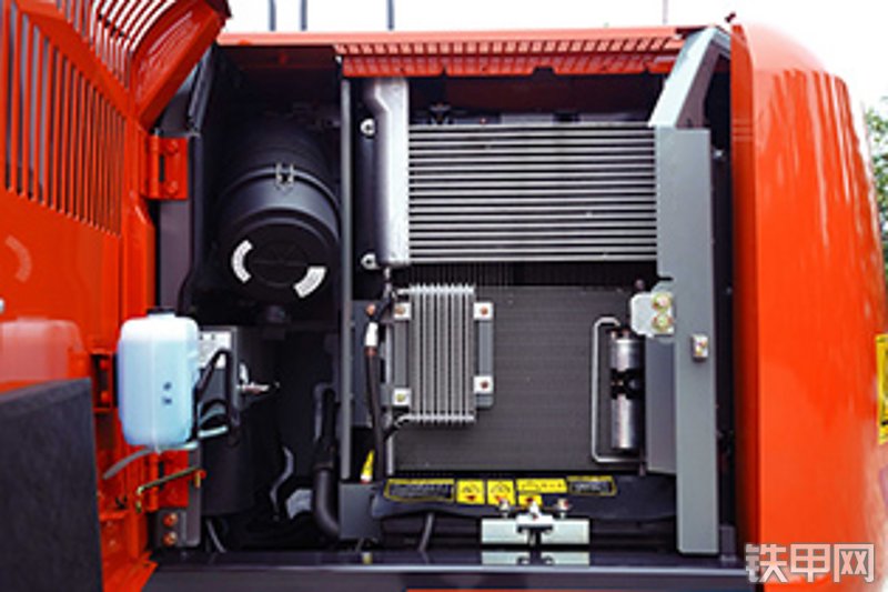 日立ZX130-6A国四挖掘机局部