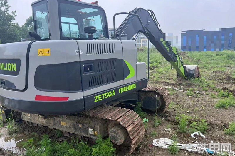 中联重科ZE75GA挖掘机整机外观