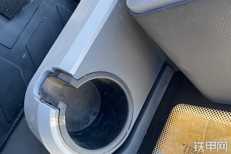 山推SE390LC-10W挖掘机局部