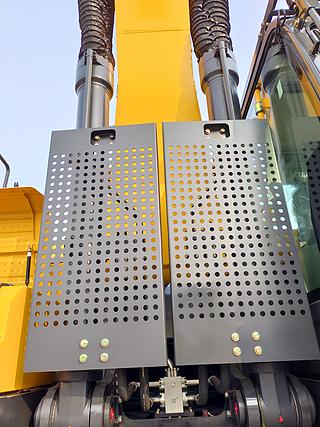 山推SE600HB-10W挖掘机局部