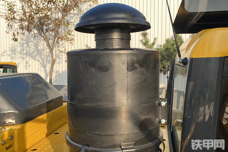 山推SE390LC-10W挖掘机局部