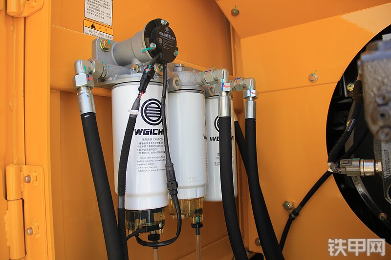 山推SE500LC-10W挖掘机局部