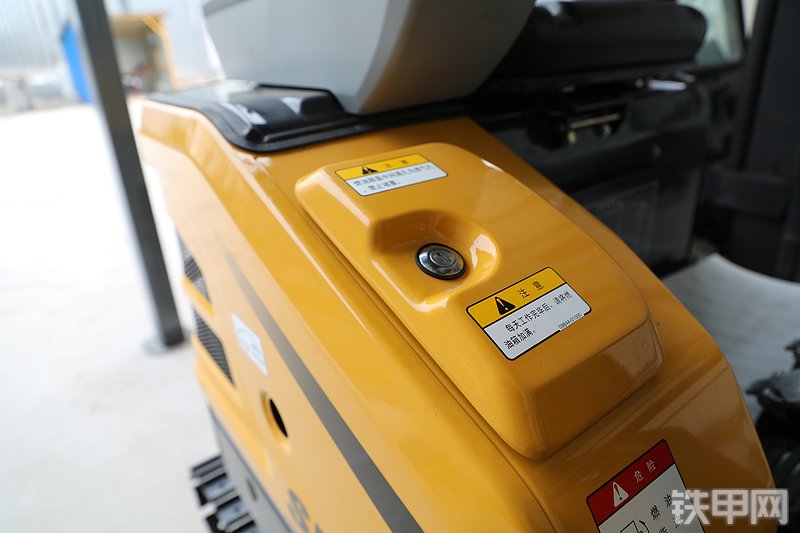 山推挖掘机SE17SR-10国四挖掘机局部