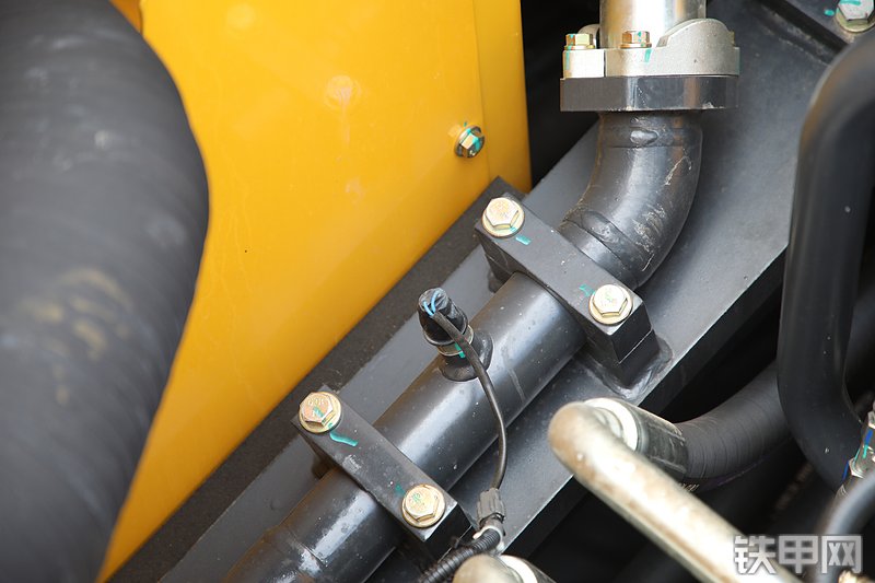 山推SE800LC-10W挖掘机局部