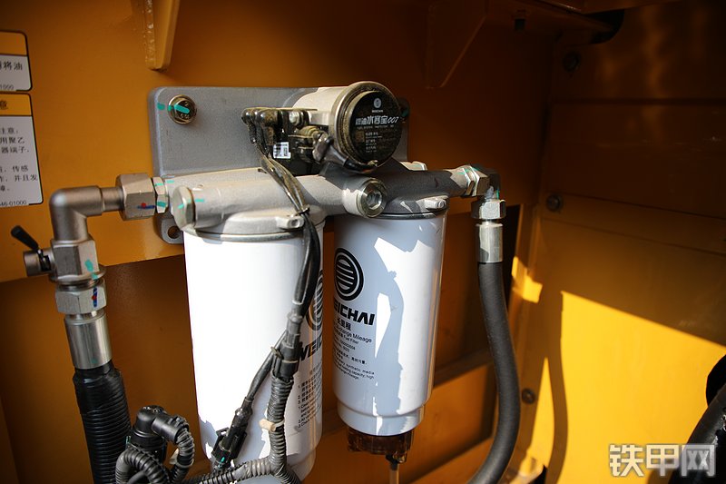 山推SE800LC-10W挖掘机局部