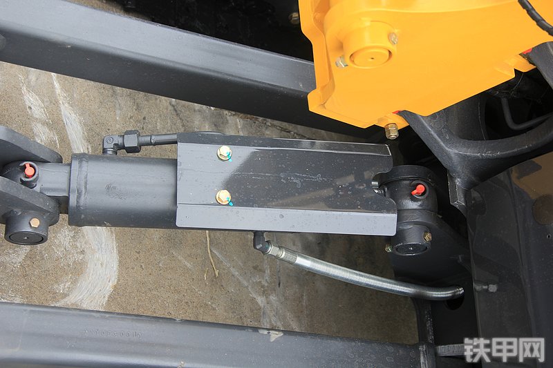 山推挖掘机SE26SR-10国四挖掘机局部