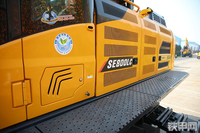 山推SE800LC-10W挖掘机局部