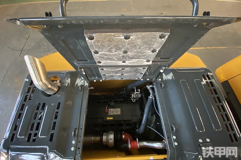 山推挖掘机SE215-10W挖掘机局部