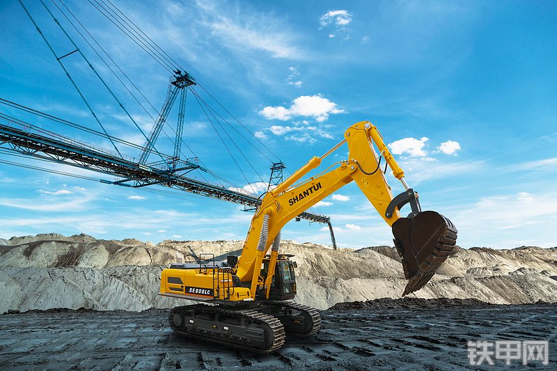 山推SE800LC-10W挖掘机整机外观