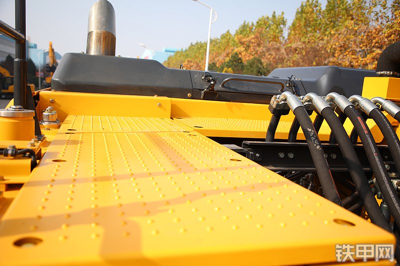 山推SE800LC-10W挖掘机局部