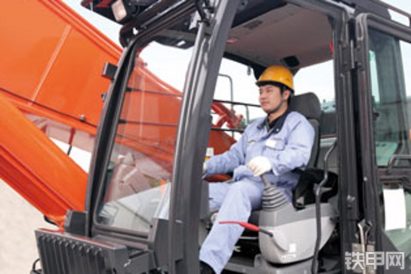 日立ZX490LCH-5A(PLUS)挖掘机局部