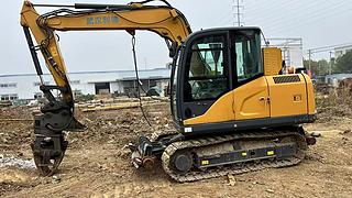 徐工 XE75RR 挖掘机