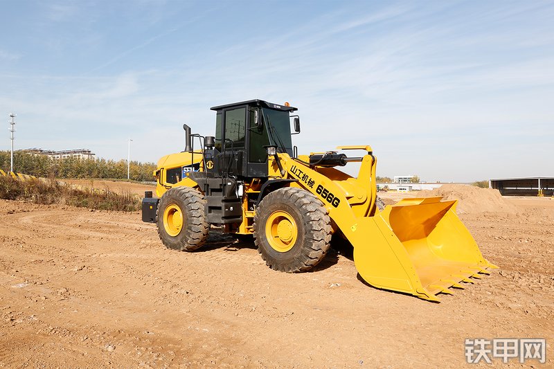 山工656G（国四）装载机整机外观