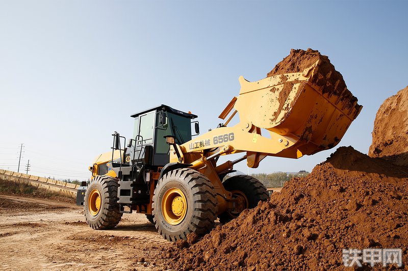 山工656G（国四）装载机整机外观