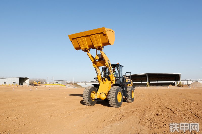 山工669G 电驱装载机装载机整机外观