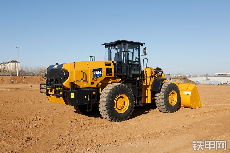 山工669G 电驱装载机装载机整机外观