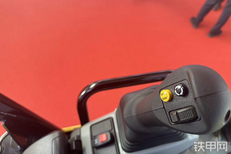 卡特彼勒CAT®301.7 CR 微型液压挖掘机局部