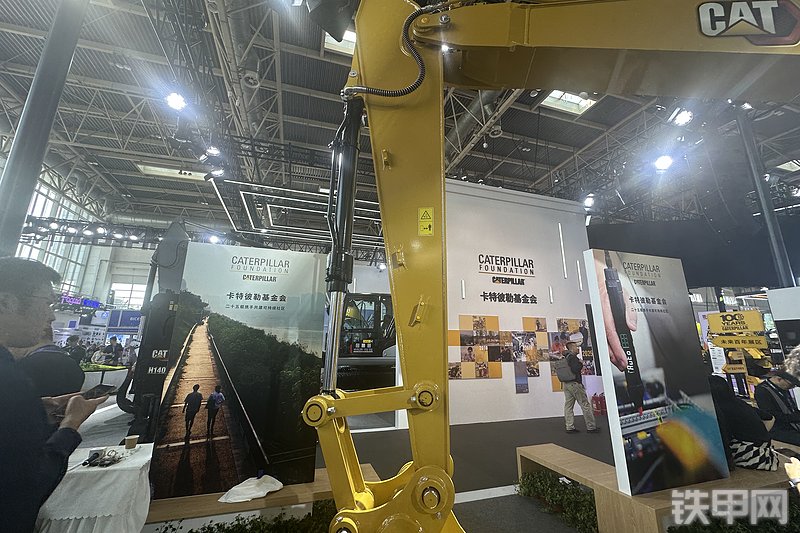 卡特彼勒新一代CAT®313 GC 液压挖掘机局部