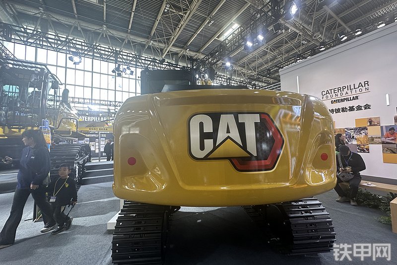 卡特彼勒新一代CAT®313 GC 液压挖掘机局部