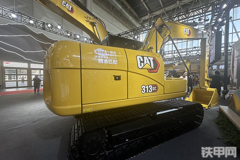卡特彼勒新一代CAT®313 GC 液压挖掘机局部