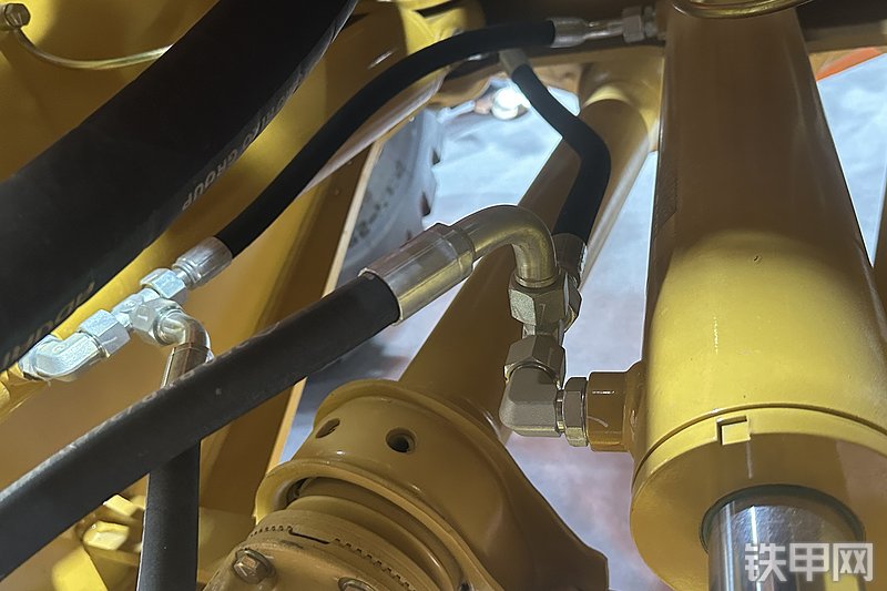 山工656G（国四）装载机局部