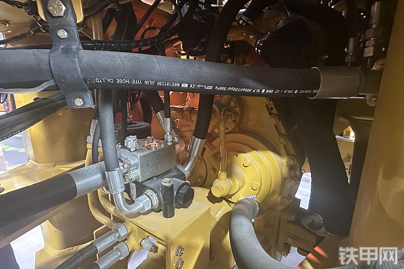 山工656G（国四）装载机局部