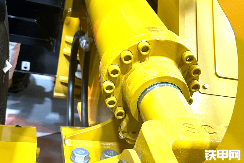 山工656G（国四）装载机局部