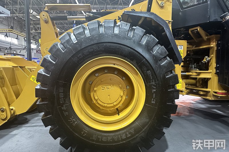 山工656G（国四）装载机局部