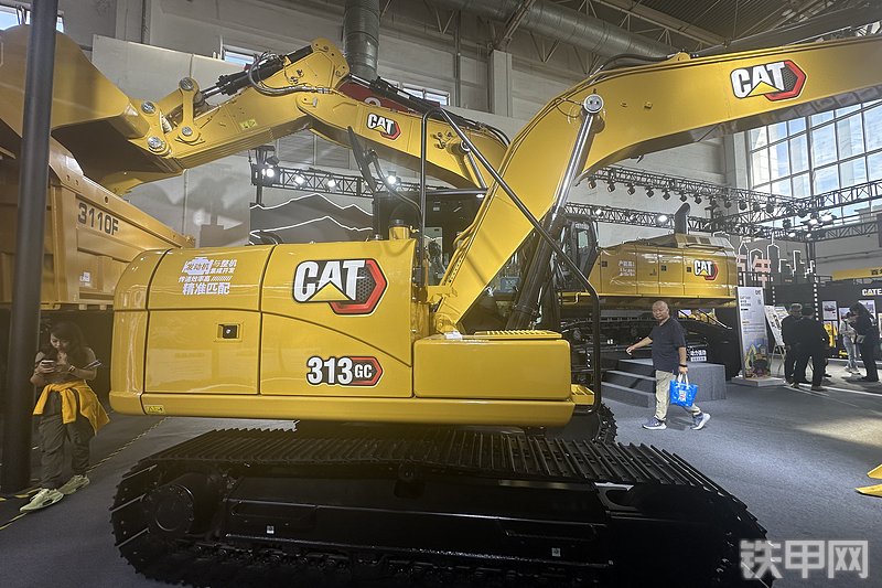 卡特彼勒新一代CAT®313 GC 液压挖掘机局部