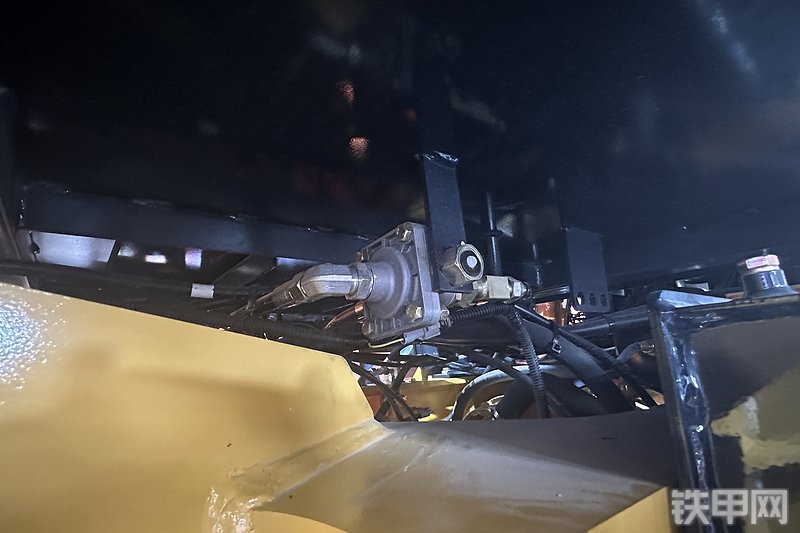 山工656G（国四）装载机局部