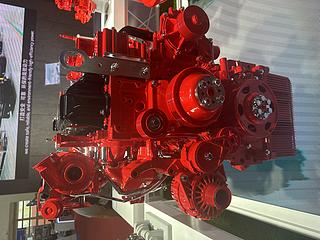康明斯中国F4.5CS4发动机整机外观