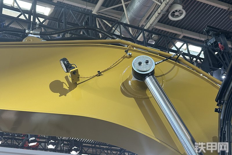 卡特彼勒新一代CAT®313 GC 液压挖掘机局部