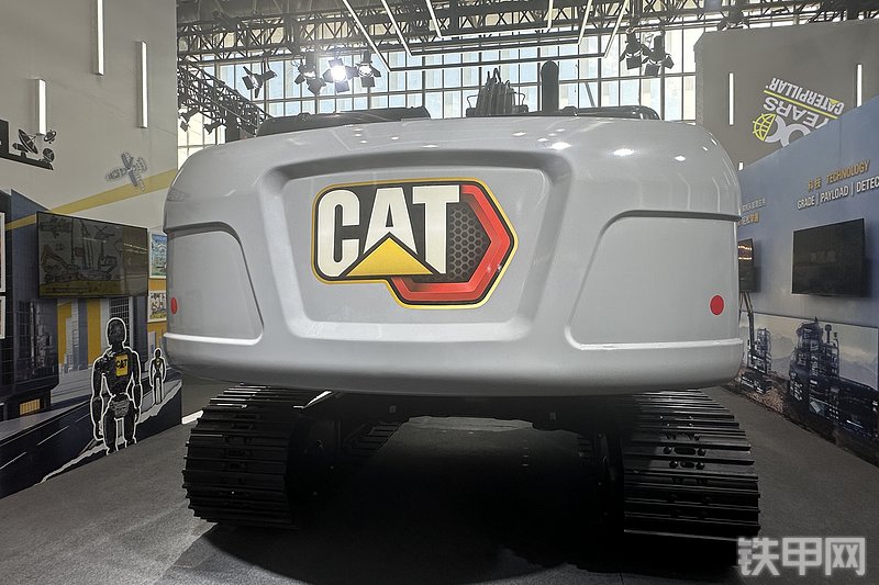 卡特彼勒新经典CAT®323 GX 液压挖掘机局部