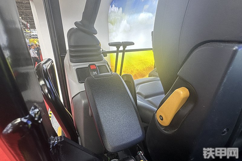 卡特彼勒CAT®301.7 CR 微型液压挖掘机局部