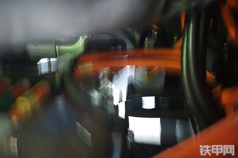 徐工XC9108-EV装载机局部