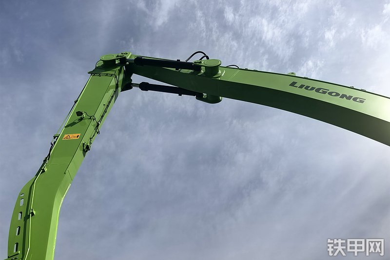 柳工973FMH挖掘机局部