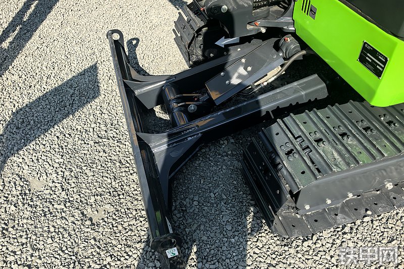 柳工9027FE挖掘机局部