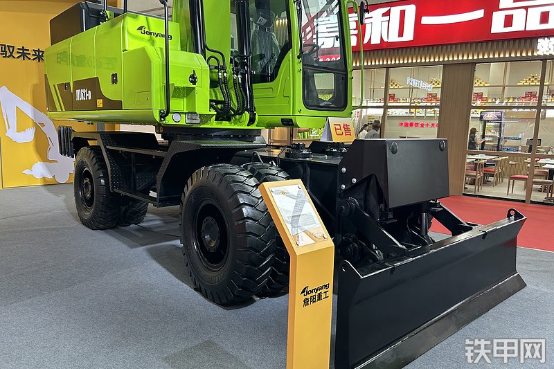 詹阳重工JYL621ELD挖掘机局部