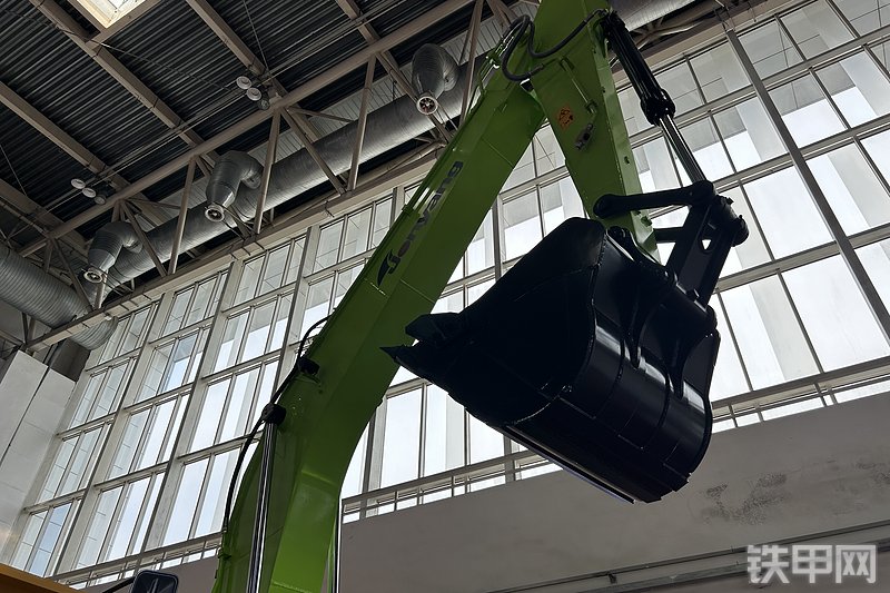 詹阳重工JYL621ELD挖掘机局部