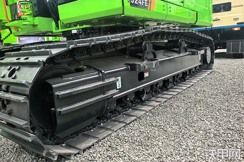 柳工924FE挖掘机局部