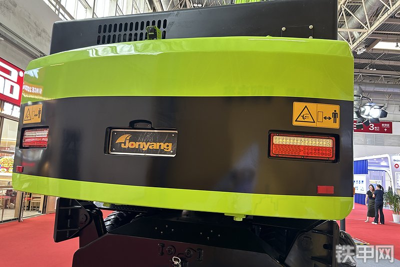 詹阳重工JYL621ELD挖掘机局部