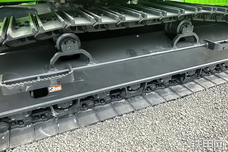 柳工924FE挖掘机局部