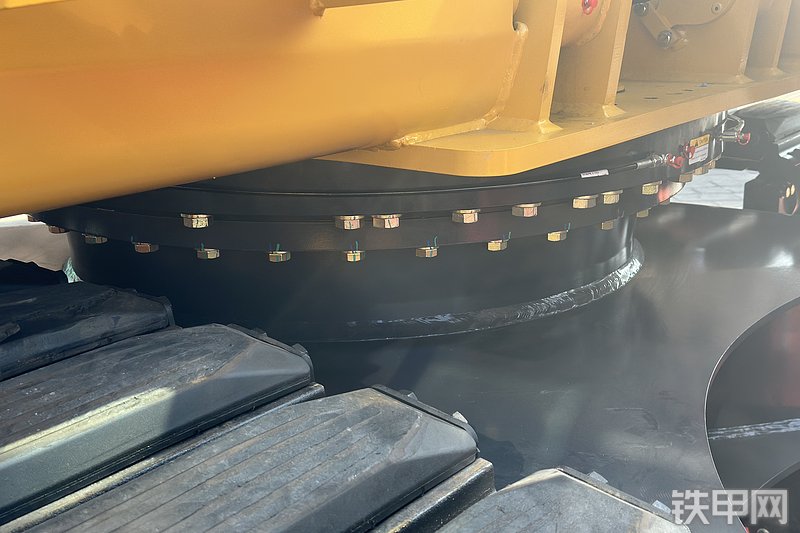 恒旺集团HW220-9挖掘机展会( )