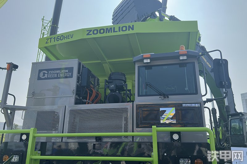 中联重科ZT160HEV非公路自卸车展会( )