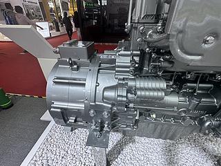 上柴SC8Y发动机展会( )