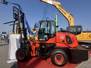 恒旺集团HW-T35A叉车局部