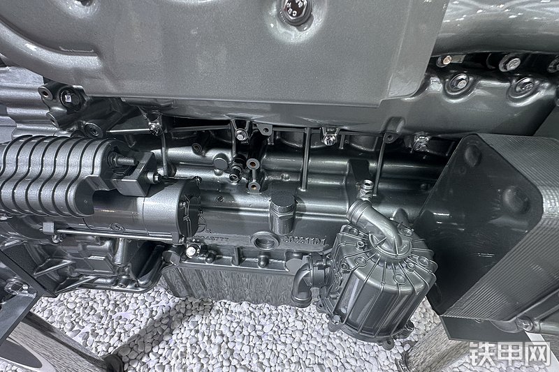 上柴SC8Y发动机展会( )