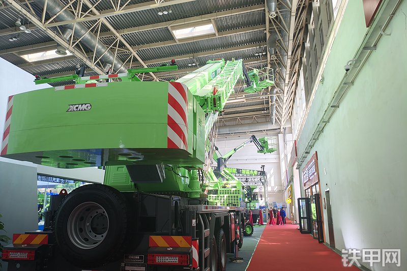 徐工XCT50G5-1HEV起重机展会( )