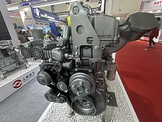 上柴SC8Y发动机展会( )